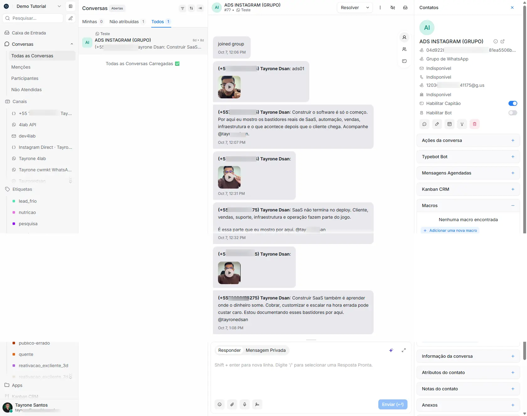 Interface real da CWMKT Cloud com lista de conversas, mensagens e painel de atendimento.